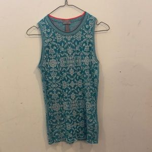 MRZ sleeveless jacquard knot top.